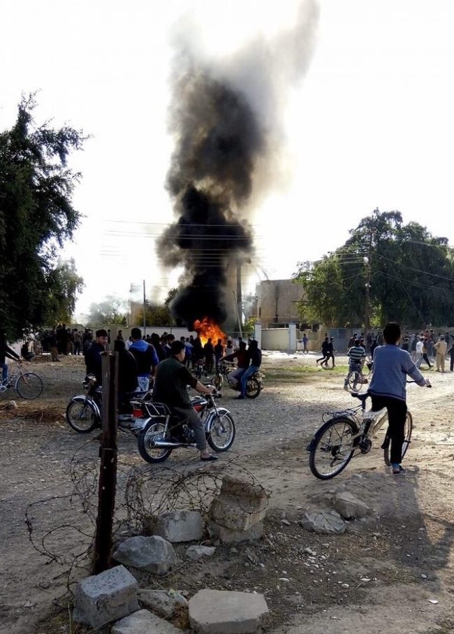 IKBY'de hükümet karşıtı gösteriler Bağdat'ı harekete geçirdi