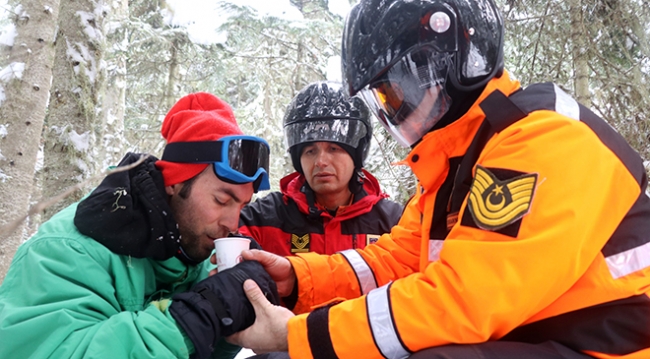 Jandarma'dan sıfırın altında 8 derecede kurtarma tatbikatı