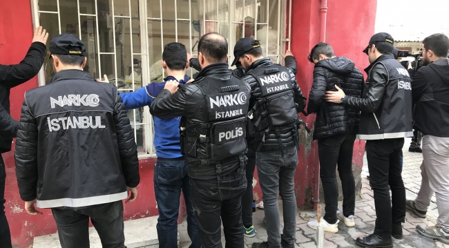 Narkotimler uyuşturucu satıcılarına göz açtırmadı