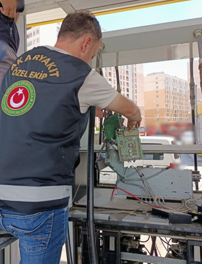 Ankara ve Çankırı'da kaçak akaryakıt operasyonu: Özel ekip ortaya çıkardı