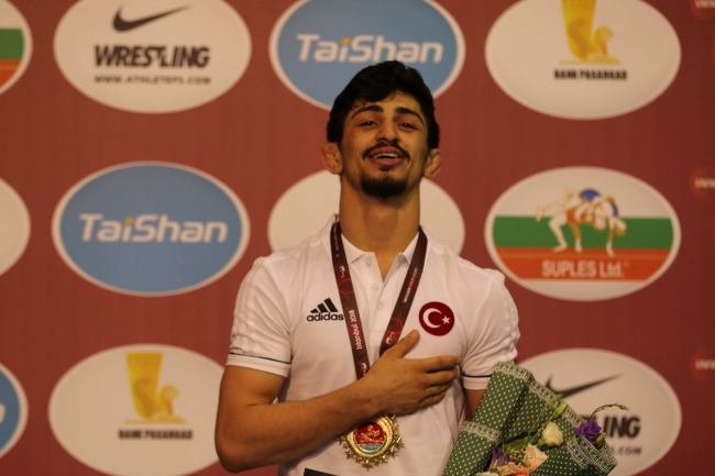 Cumhurbaşkanı Erdoğan'dan sporcu Kerem Kamal'a tebrik telgrafı