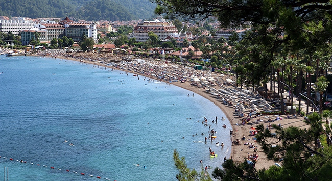 Turizmin başkenti Antalya mavi bayrakta da lider