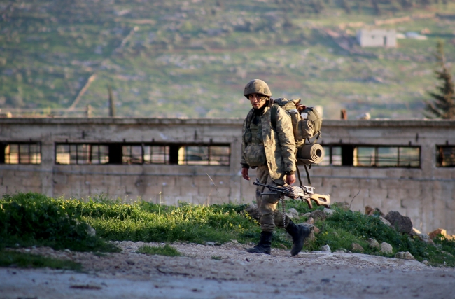Afrin'de 12 köy daha teröristlerden arındırıldı