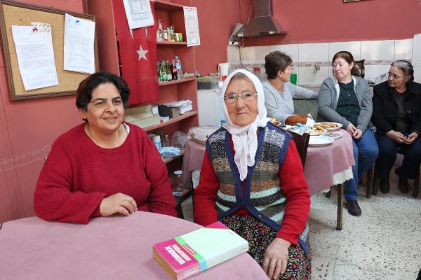 Bu köyde her salı 'Kadınlar Günü'