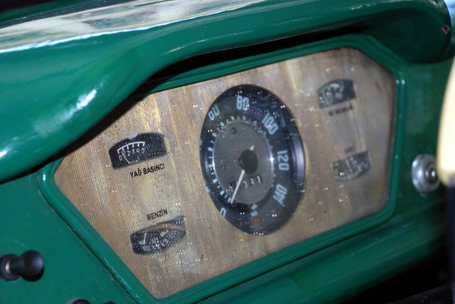 Türk otomotivinin ilk göz ağrısı 'Devrim'e ziyaretçi akını