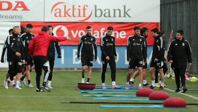 Rachid Ghezzal'dan Beşiktaş'a iyi haber