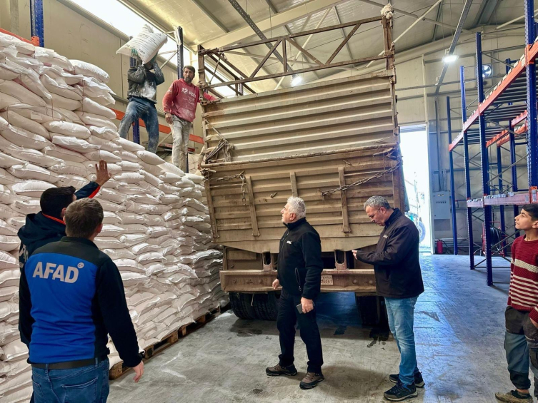 Türkiye'den Suriye'ye şefkat eli