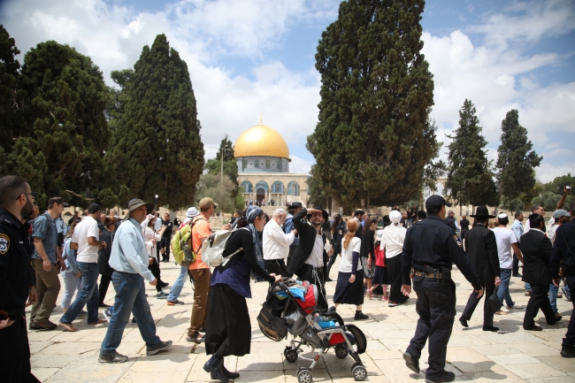 Kudüs İslami Vakıflar İdaresi: Fanatik Yahudiler Mescid-i Aksa'da provokasyon yapıyor