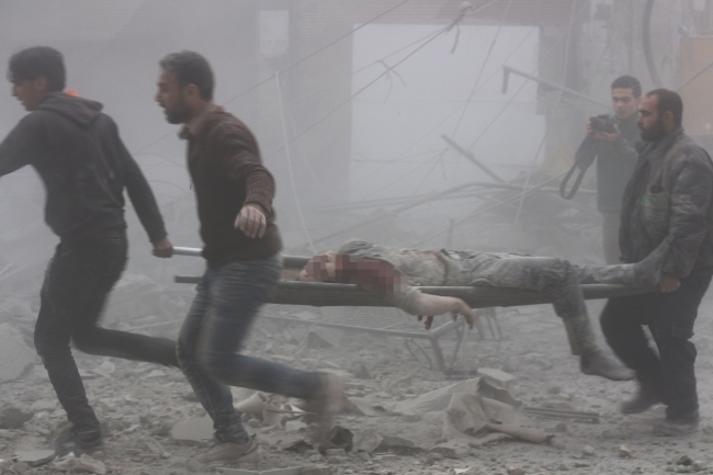 Doğu Guta'da son 18 günde 881 sivil hayatını kaybetti