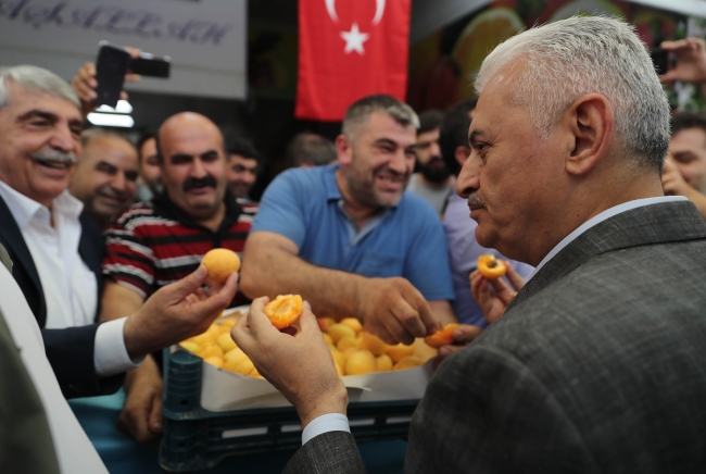 Başbakan Yıldırım: Şimdi sıra Kandil'de orayı da başlarına yıkacağız