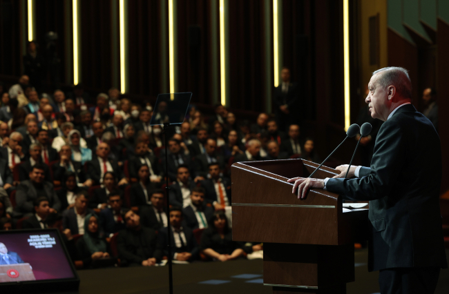 Cumhurbaşkanı Erdoğan: Eğer samimiysen gel anayasa değişikliğini yapalım