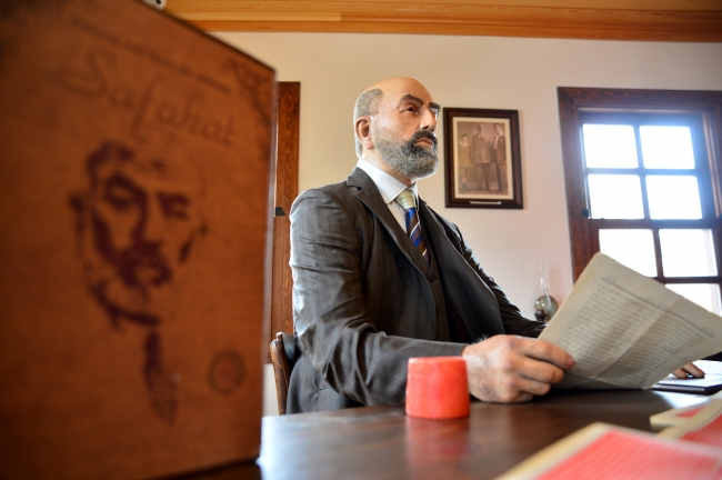 Cumhurbaşkanı Erdoğan "Akif" belgeseli için şiir okudu