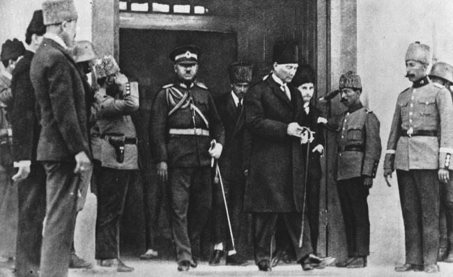 Türkiye'nin kalbinin durduğu an: Dokuzu beş geçe