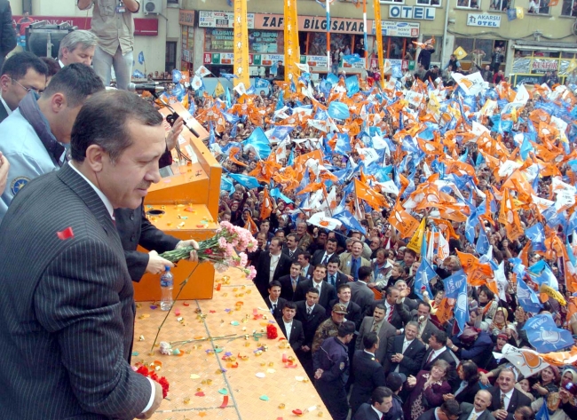 AK Parti 18 yaşında