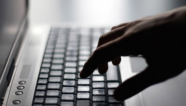 Bilgisayar korsanları internet kullanıcılarına şantaj yapıyor