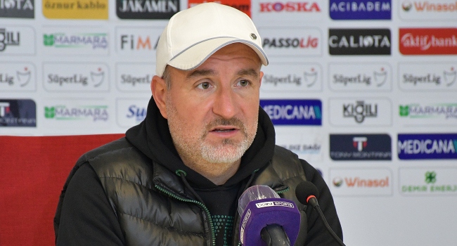 Konyaspor İzmir'de tek golle kazandı