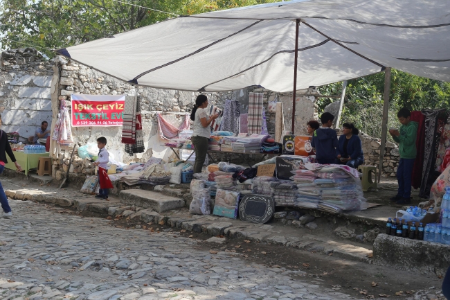 Muğla Stratonikeia Antik Kenti'nin pazarı yeniden kuruldu