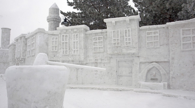 EYOF Sokağı inşaatında sona gelindi