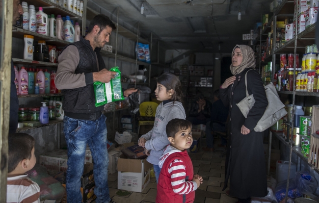 Afrin sokaklarında hayat canlanıyor