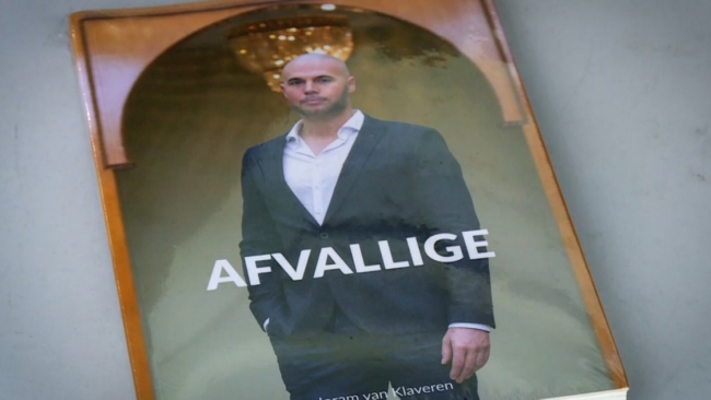 İslam karşıtı kitap yazarken Müslüman oldu