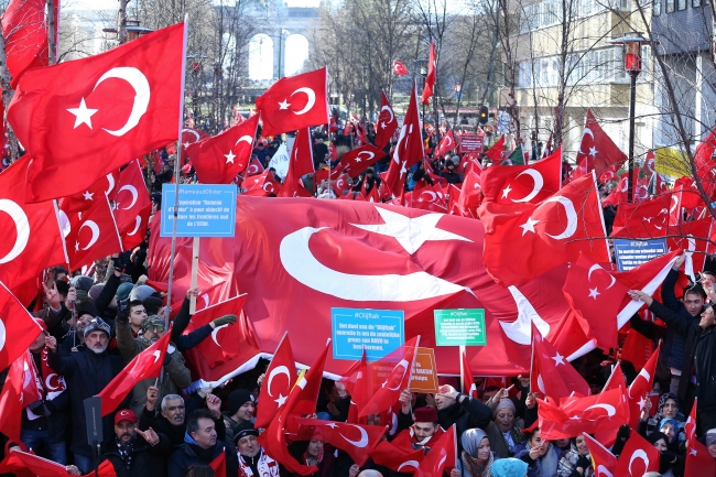 Brüksel'de Zeytin Dalı Harekatı'na destek mitingi