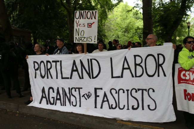 ABD'de protesto çatışmaya dönüştü