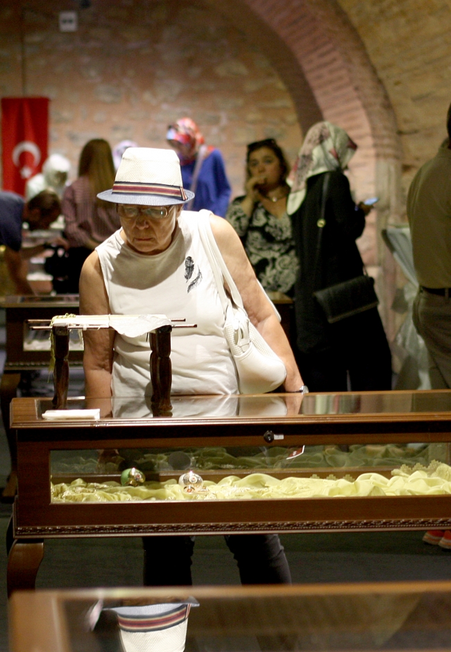 10. Osmanlı'dan Günümüze Nakış Sergisi açıldı