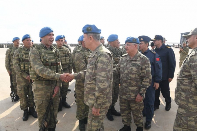 Genelkurmay Başkanı Akar: Atalarımızın yolunda yürüdüğünüzü tüm dünyaya gösterdiniz