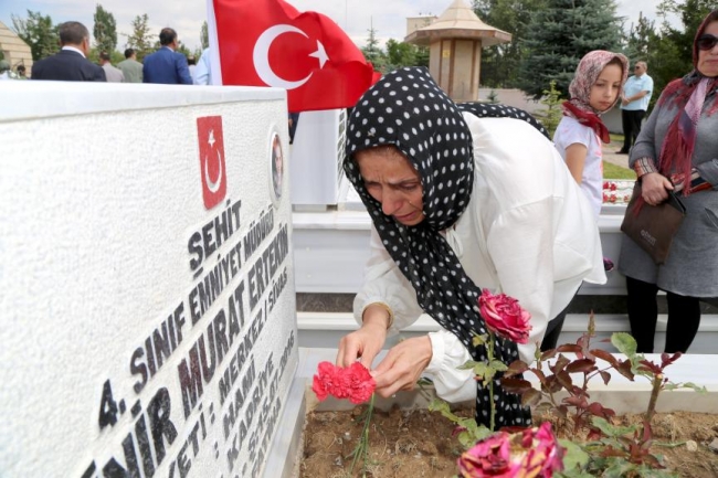 Türkiye 15 Temmuz şehitlerini anıyor