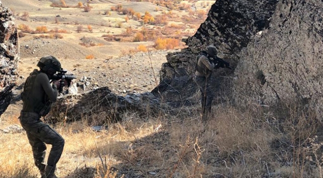 Hakkari'deki PKK operasyonunda patlayıcı düzenekleri ve mühimmat bulundu