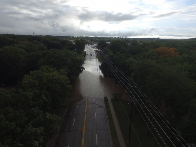 ABD Kansas'ta sel felaketi nedeniyle 300'den fazla kişi tahliye edildi