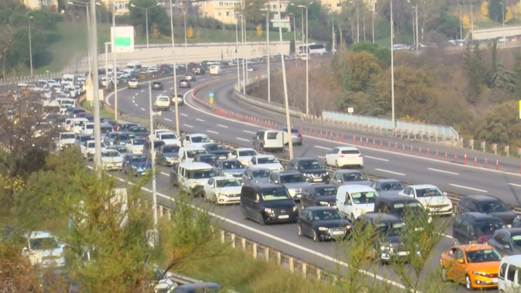 15 Temmuz Şehitler Köprüsü'nde zincirleme kaza