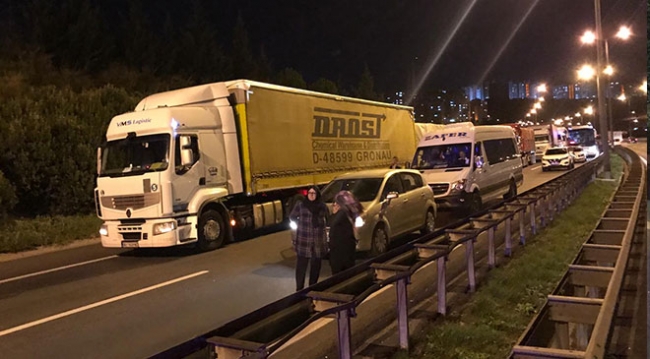 Anadolu Otoyolu'nda kaza: 15 kilometrelik araç kuyruğu oluştu