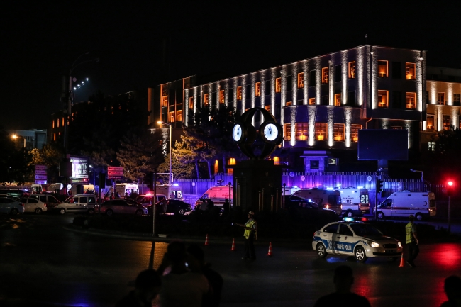 Türkiye'nin en karanlık gecesinin üstünden 3 yıl geçti