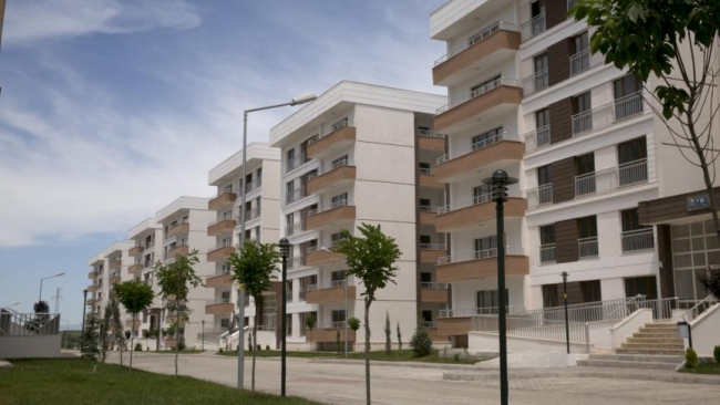 TOKİ, Doğu ve Güneydoğu'da 137 bin konutu tamamladı