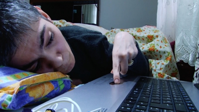 Engelli yazar Rukiye Türeyen'e öğrenci okurlarından destek