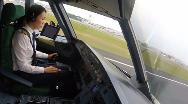 Çinli pilot gökyüzünde "cinsiyet eşitliği" istiyor