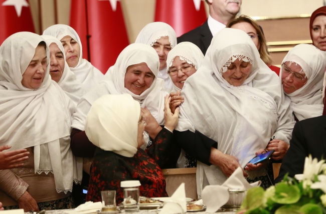 Cumhurbaşkanı Erdoğan: Hiç kimsenin sandığın mahremiyetine el uzatmasına izin vermeyiz