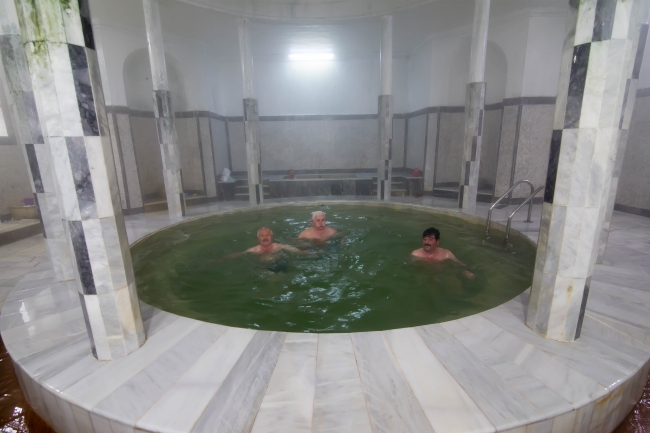 2300 rakımlı dağda kayak ve termal keyfi