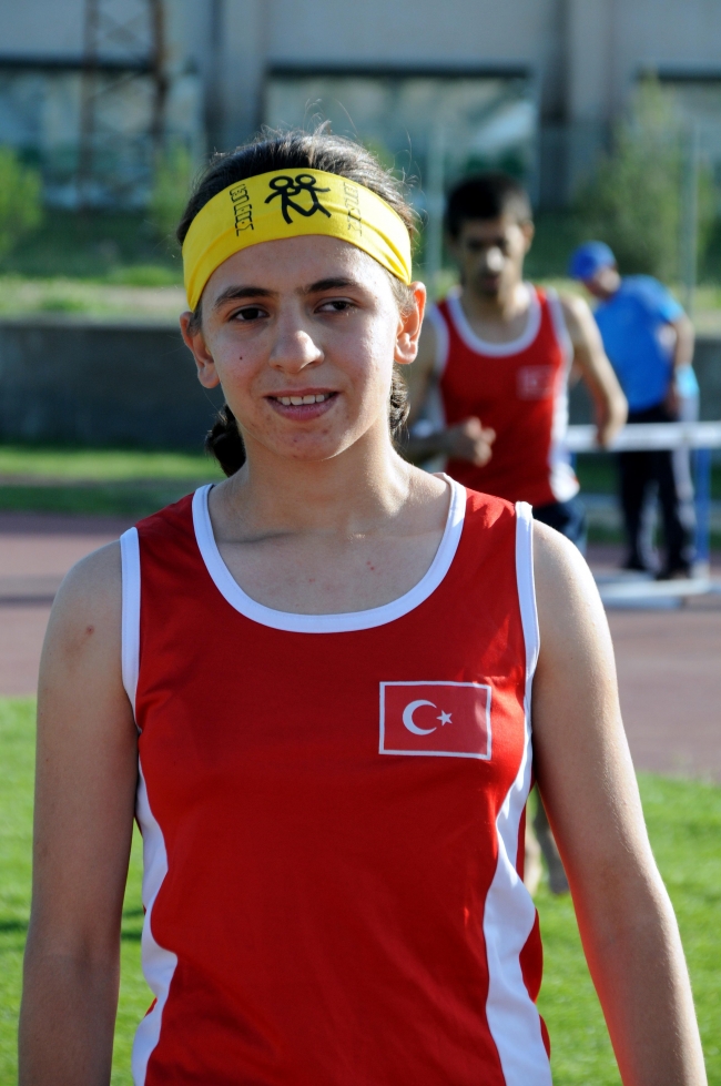 Görme engelli milli atlet okulun soyunma odasında ölü bulundu