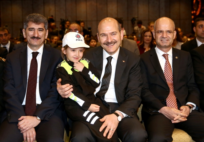 Maket trafik ekipleri kazaları yüzde 17,5 azalttı