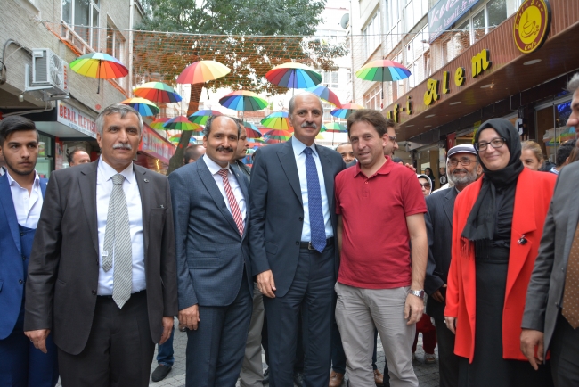 Kurtulmuş: Türkiye, dünyaya ders vermeye devam ediyor