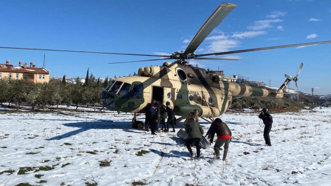 Gaziantep'te 532 köye helikopterle yardım malzemesi ulaştırıldı