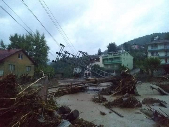 Bartın'ı sel vurdu, 1 ölü, 1 kayıp