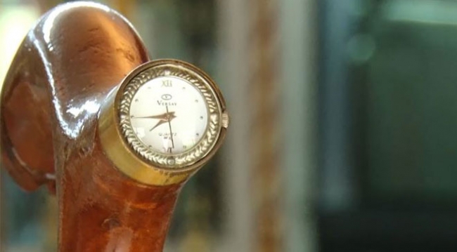 El emeği bastonlarında farklı tasarımlara imza atıyor