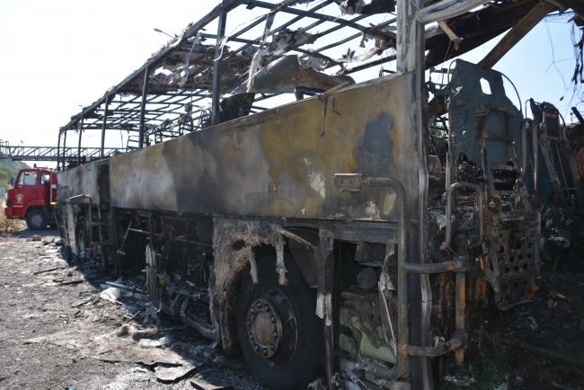 Balıkesir'de yanan yolcu otobüsünde ölenlerin kimlikleri açıklandı