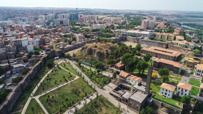 Diyarbakır Artuklu Sarayı gün yüzüne çıkıyor