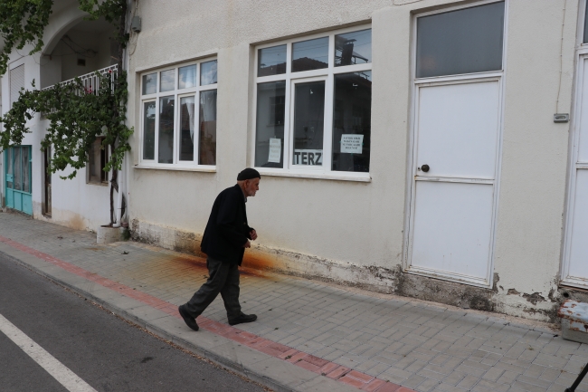 80 yıldır aynı ilçede terzilik yapıyor