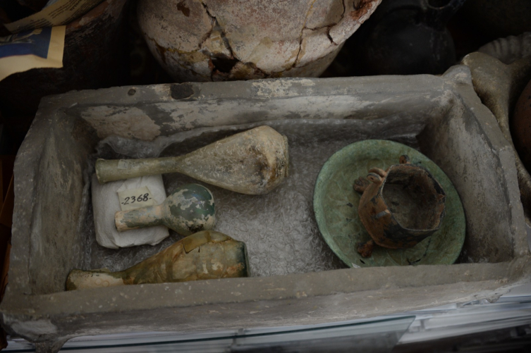 İstanbul'da tarihi eser operasyonu: 3 milyon dolarlık eser ele geçirildi