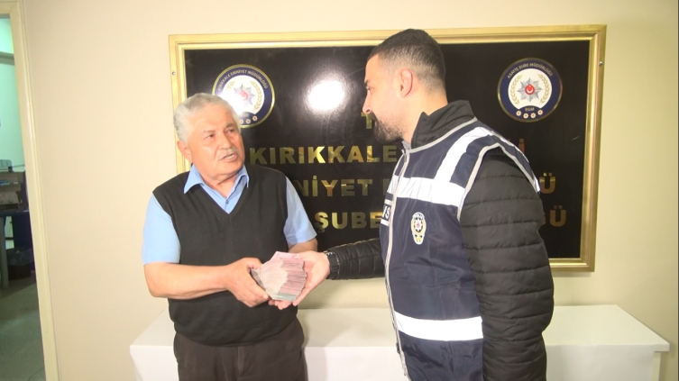 Yaşlı adamın 110 bin lirasını kapkaç yapan şüpheli Çorum'da yakalandı